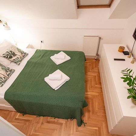 Spacious 1-Bedroom Apartment Novi Sad Esterno foto
